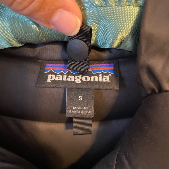Patagonia size S Black Down Jacket (knee length) - Picture 2 of 10